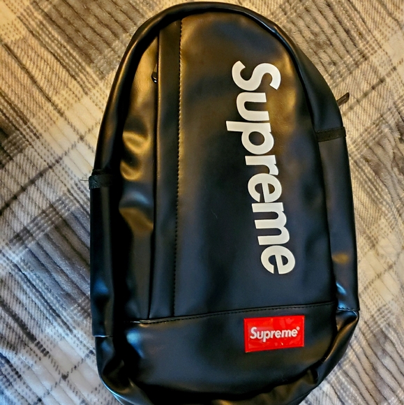 Supreme one strap backpack Clearance